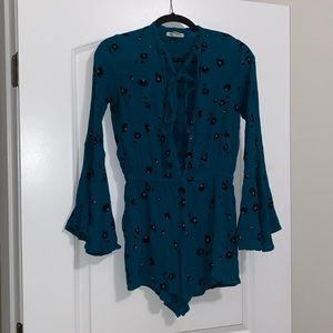 Billabong Bell sleeve shirt romper - like new